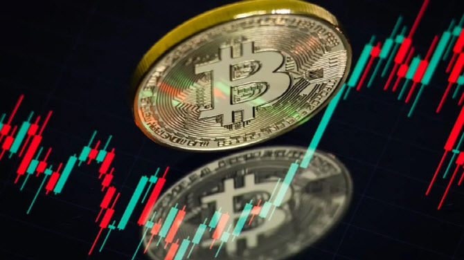 9만달러서 멈춰선 비트코인…