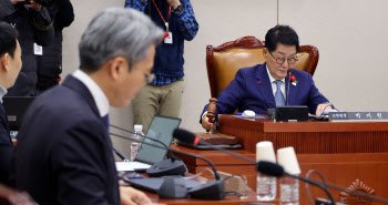 법사위 안건조정위, 2차 종합특검 통과…통일교 특검은 보류