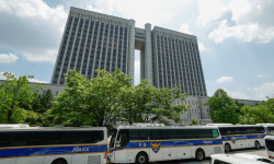 [속보]서울중앙지법 판사회의 시작…'내란재판부 구성' 논의