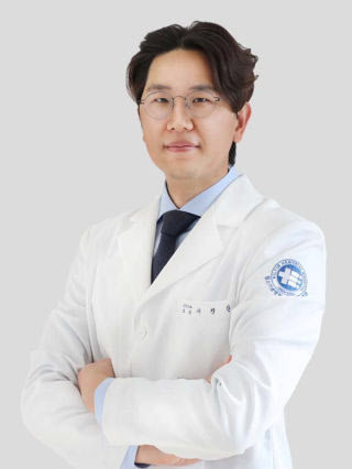 척추수술의 패러다임 변화 '양방향 내시경 수술이란?