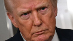 트럼프, 이란 교역국에 25% 관세폭탄 경고…한국 영향은?