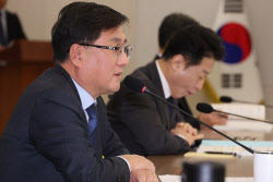 이번주 신규 원전 운명 걸린 설문조사…기후부 “곧 결과 발표”