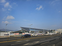 45→2층 쪼그라든 대전 유성터미널…60층 기대감 넘치는 서울 고속터미널