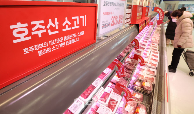 '환율이 끌어올린 수입물가'... 수출입물가 6개월 연속 상승                                                                                                                                