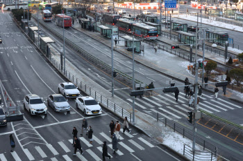서울 시내버스 노사, 협상 타결…첫 차부터 운행 개시(상보)