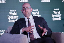 '연준 초비둘기' 마이런 “美규제 완화, 추가 금리인하 여력 키울 것”