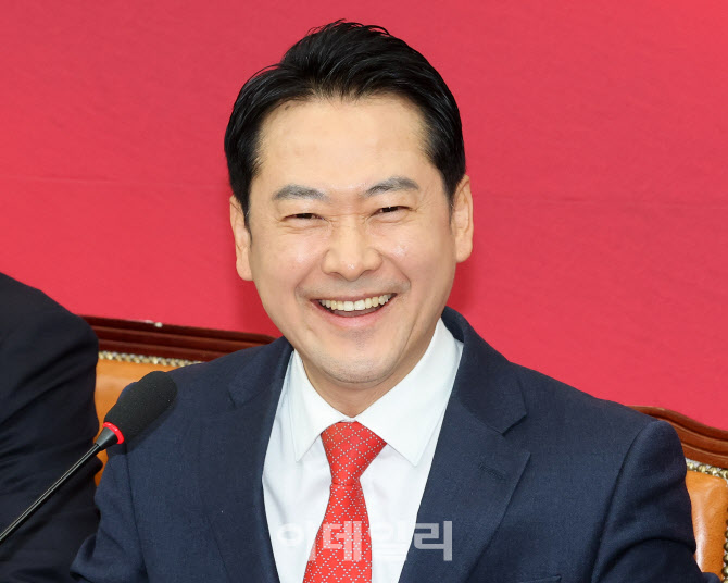 밝게 웃는 장동혁 국민의힘 대표                                                                                                                                                                    