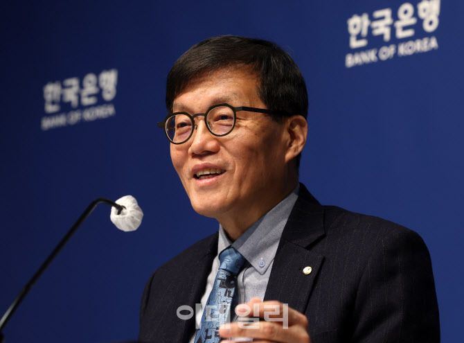 [포토]미소 짓는 이창용 한은총재