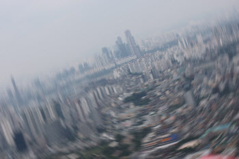 "이사 가려니 수억원 더"…서울 전셋값 오르는데 거래는 ‘멈춤’