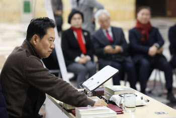 장동혁 대표, 사흘째 단식 투쟁…여당에 '쌍특검' 수용 요구