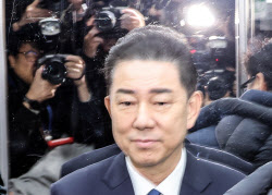 김병기, 결국 민주당 자진탈당…“모든 의혹 씻고 돌아와 인사”(종합)