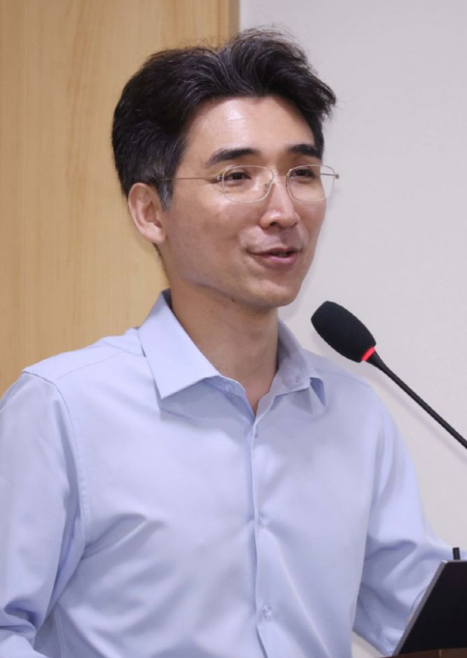 “테크기업이 스테이블코인 주도해야…AI·간편결제 등 수요 기대“