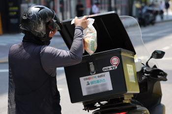 프리랜서, 라이더도 퇴직금 보장…노동자로 '추정'한다