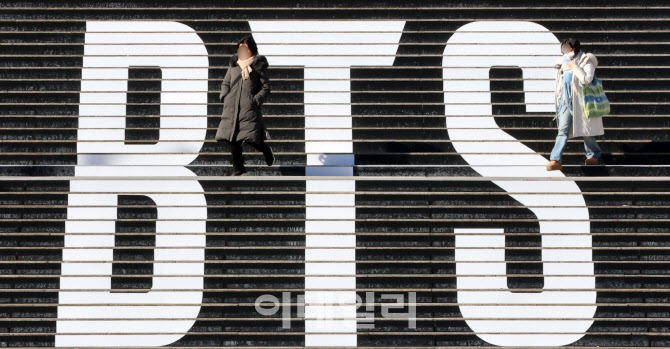 BTS, 3월 광화문·경복궁 컴백 공연 추진