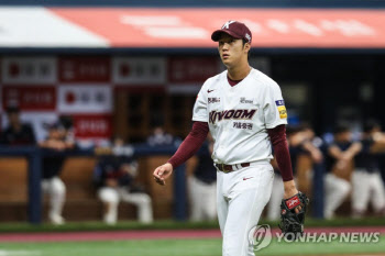 안우진의 시간이 다시 흘러간다..."전반기 내 복귀가 목표"