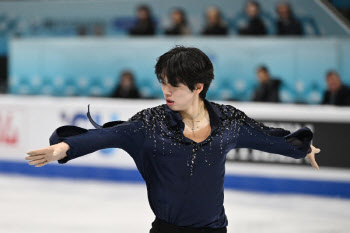 피겨 차준환, 4대륙 쇼트서 6위... 김현겸 17위
