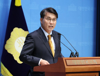 윤상현 “트럼프 관세 15%→25% 인상, ‘쿠팡 사태’ 보복 조치”