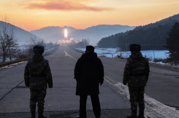 北 탄도미사일 여러 발 발사…지난 4일 이후 23일 만 '도발'