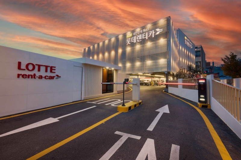 [마켓인]공정위 제동에 조달 꼬인 롯데렌탈…대주주 변경 불확실성은 지속