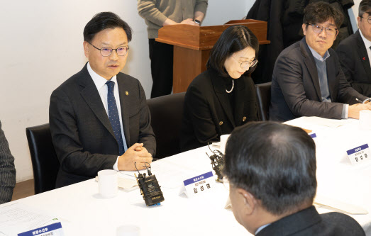 북극항로 활성화, 민관 합심…전담조직 출범