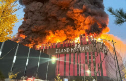 이랜드월드, 차입금에 재고 부담까지 ‘이중고’…“자금 조달 쉽지 않아”