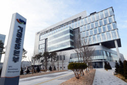 [마켓인]고금리에 흔들린 채권 수급, 국민연금 매수여력 ‘안전판’ 부각