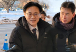 김정관, 美상무부서 러트닉과 회동 시작…“잘하고 오겠다”