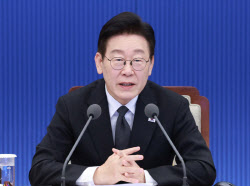 李대통령 "부동산 정상화, 5천피보다 중요"