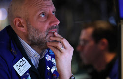 [속보]美제조업 지표 개선에 뉴욕증시 상승…S&P500 사상 최고치 근접