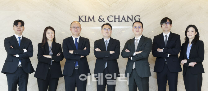 "14개국 관문 뚫고 대한항공 아시아나 M&A 이끌었죠"