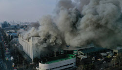 소방당국, 시흥 SPC삼립공장 대응단계 해제…완진 후 화재원인 등 조사