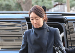 강선우 11시간 만에 귀가…경찰, 구속영장 신청 가능성(종합)