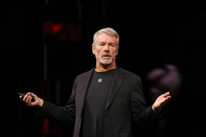 석달새 손실만 18조원…흔들리는 `비트코인 제국` 스트래티지