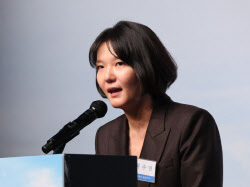 최수연 네이버 대표, 지식인 답변 노출 사과…"개보위 신고"