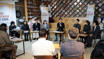 툭하면 사표 쓰던 직원들…하루 7시간 근무가 바꾼 이회사