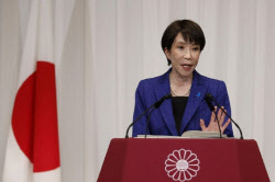 일본 총선 압승, 힘 실린 다카이치…재정 확대·금리 인상 시험대