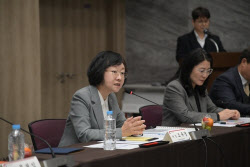 식약처, ‘의약품 AI 심사’ 시대 연다… 223억 투입해 TF 출범
