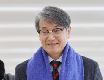 '김건희 명품백 촬영' 최재영 목사, 스토킹 혐의 불송치