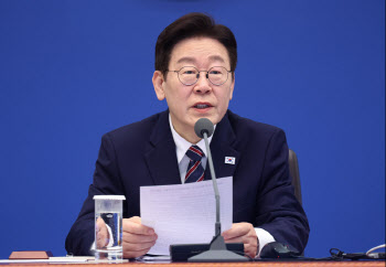 李, 연휴에도 다주택자 압박…송파서만 1300가구 매물 늘었다