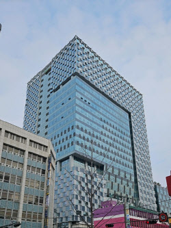 오피스서 호텔로 '유턴'…상업용부동산 시장 판도 '역전'