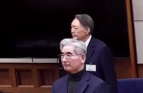  윤석열 '내란 우두머리' 1심 무기징역                                                                                                                                                    