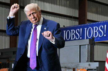 美 4분기 GDP 1.4% ‘쇼크’…소비·수출 둔화에 물가도 고착(종합)