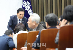 [포토]정책의원총회 참석한 정청래 대표                                                                                                                                                                   