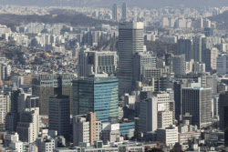 근로자 월평균 소득 375만원…대·중소기업 격차 '2배' 다시 벌어져