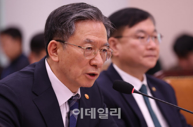 법사위, '답변하는 정성호 법무부 장관'                                                                                                                                                   