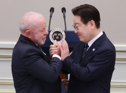 李 “소년공들의 만남”…룰라와 국빈만찬서 ‘우정’ 강조