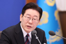 李 “상가 임대료 못 올리니 관리비 올려, 범죄행위”…제도 개선 지시