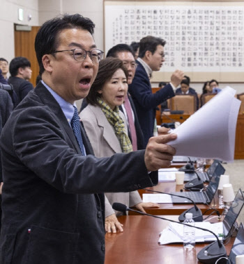 법사위, 광주전남 통합법 與주도로 가결…대구경북·대전충남은 보류