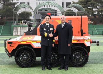 "고군분투 소방관 보며 마음 아팠다"…정의선 '소방로봇' 100대 쾌척