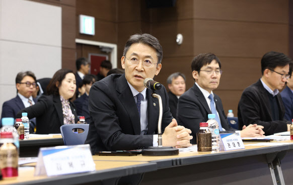 금융위 부위원장 "국민성장펀드는 실행형 금융…투자 집행 속도 높이겠다"